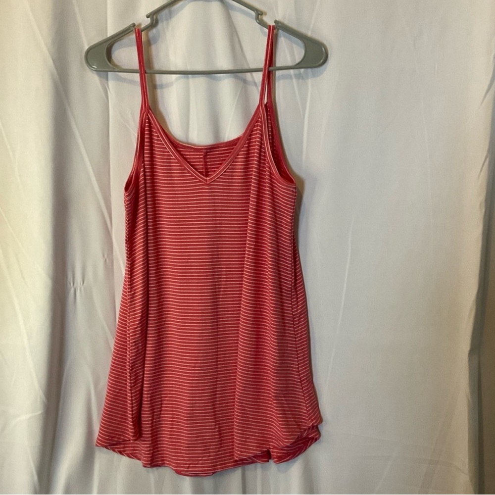 Zenana Women’s Spaghetti Strap V-Neck Tank Top Size XL Coral & White Stripes